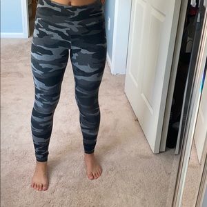 Camo leggings